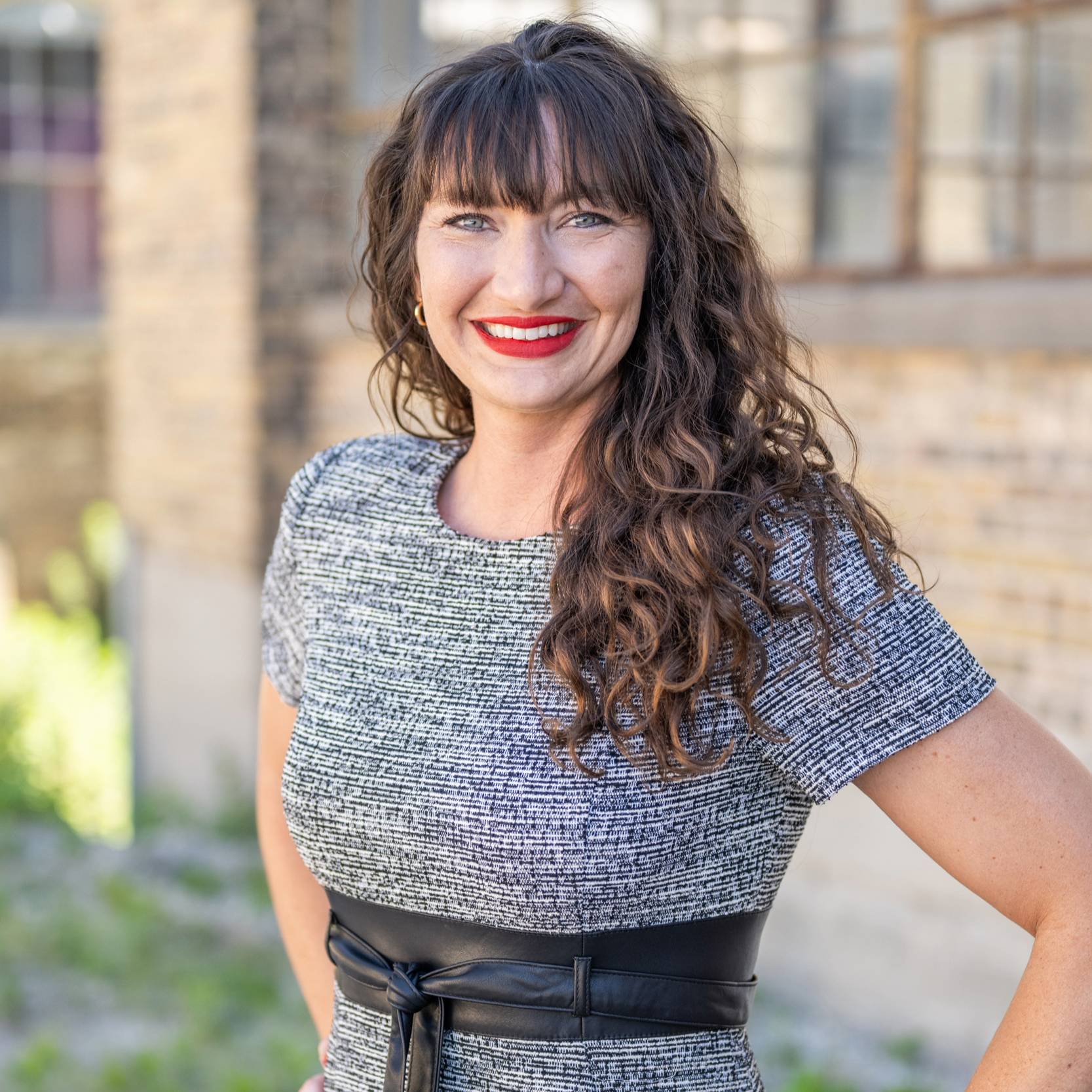 Carrie Wilson Headshot